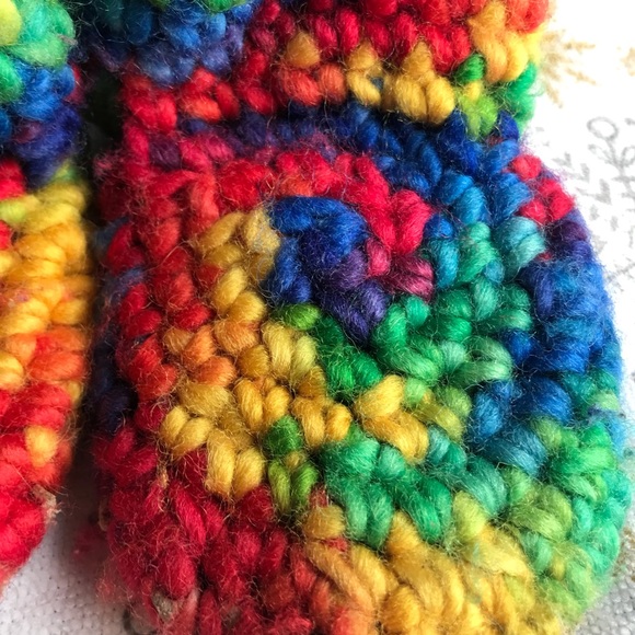 Padaig knitted wool rainbow made in Canada 🇨🇦 slippers! - Picture 2 of 6